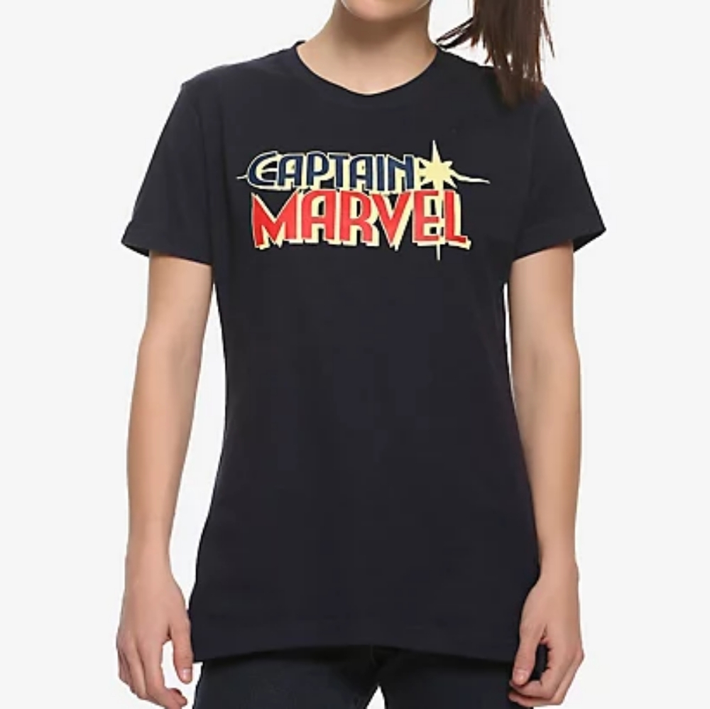 Captain Marvel plus size top